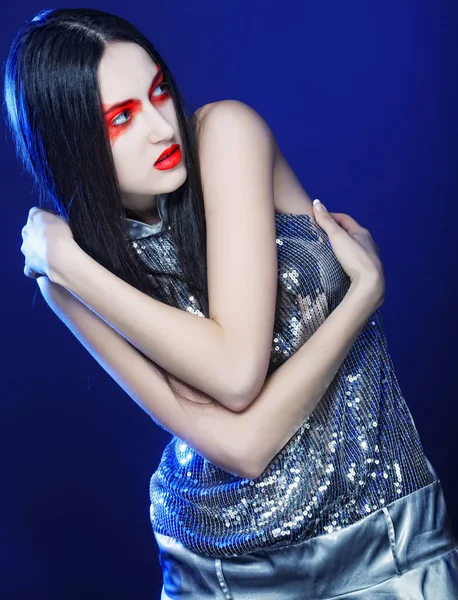 Kobieta moda model z czerwony makijaż — Zdjęcie stockowe