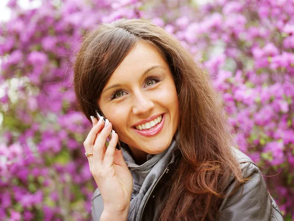 Beautiful smiling girl — Stock Photo, Image