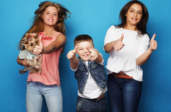 Estilo Vida Emocional Conceito Pessoas Irmão Ans Duas Irmãs Com — Fotografia de Stock