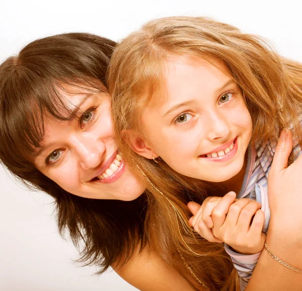 Lycklig familj - mamma och flicka — Stockfoto