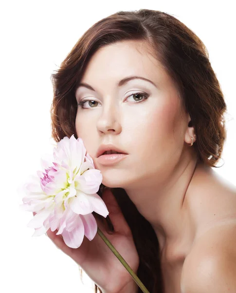 Mujer con grandes flores rosadas —  Fotos de Stock