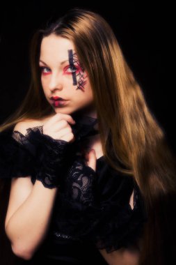 Yaratıcı yüz-sanat olan kadın