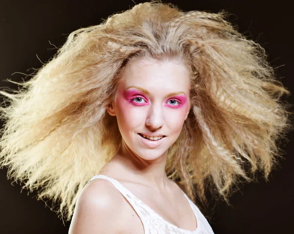 Biondo con trucco rosa — Foto Stock