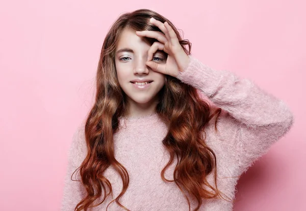 Beautiful little fashion model girl on pink background. — Stock Photo, Image