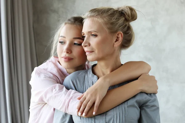 Motherhood maternity femininity concept.Tender gentle adorable sweet mom and beautiful daughter. — Stock Photo, Image