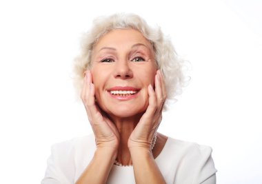 Mutlu kadın kıdemli yakın çekim