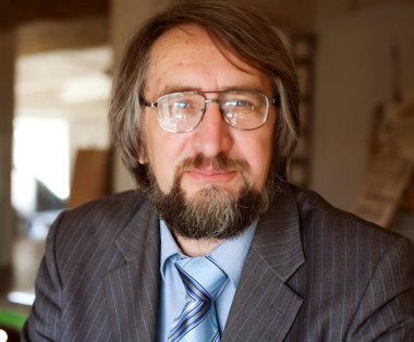  Başarılı kıdemli iş adamı 