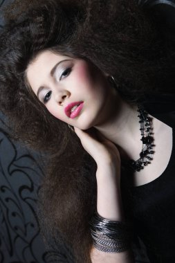yüksek moda model 