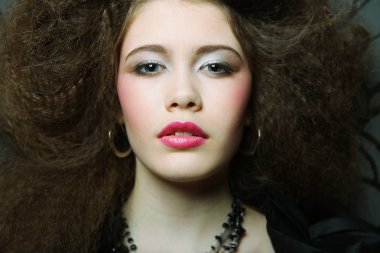 Güzel kadın portresi