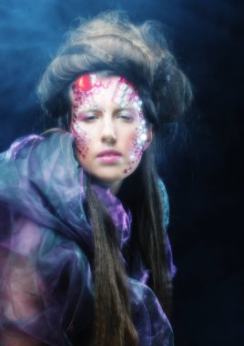 sanatsal Makyajlı kadın portresi