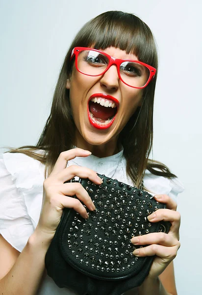 Model with bag. posing in the studio — Stock Photo, Image