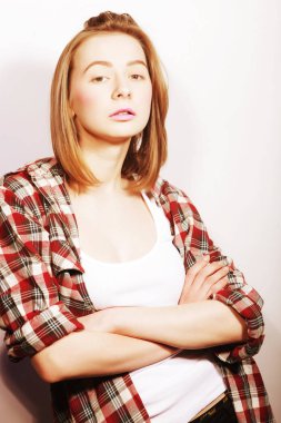 moda model stüdyoda poz