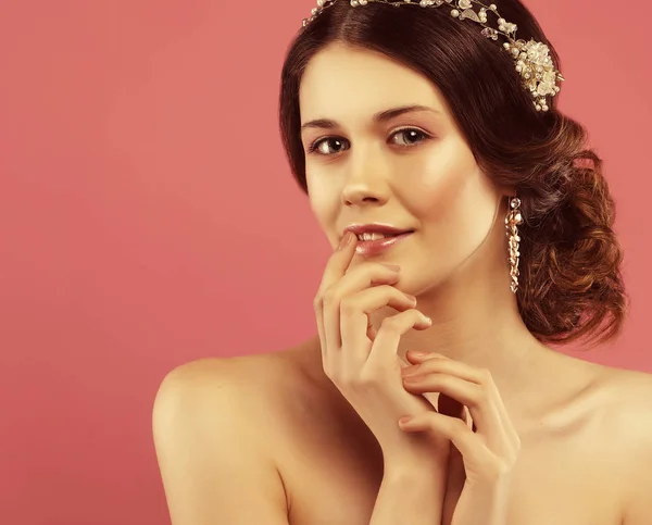 Adorable young bride with gorgeous diadem in her hair — Stock Photo, Image