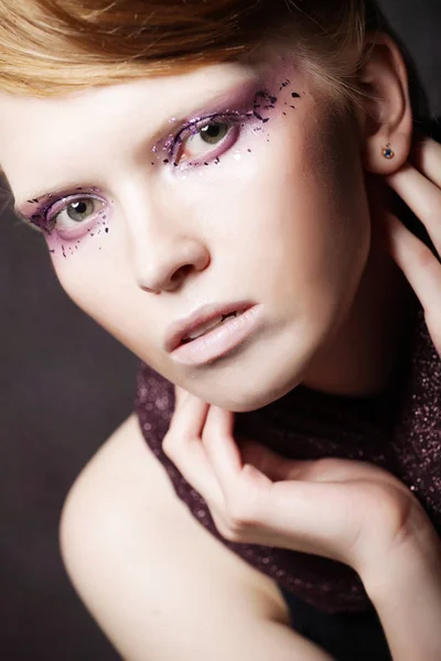 Linda maquiagem de moda criativa . — Fotografia de Stock