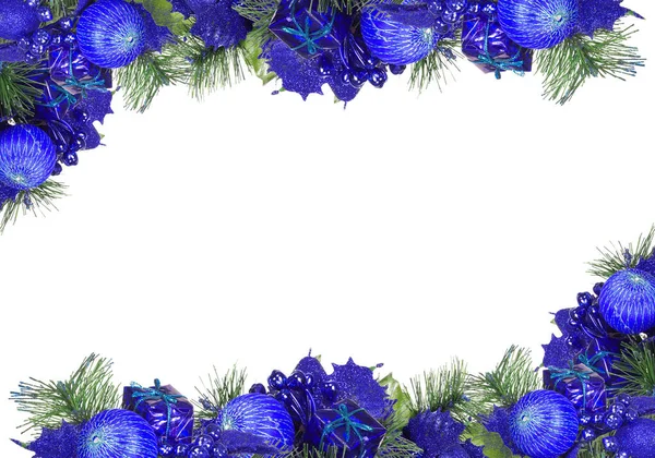 蓝色和绿色相间的相框 白色背景的圣诞装饰品 — 图库照片