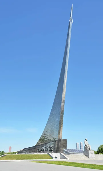 Moscow Russia May 2018 Monument Conquerors Space Blue Sky — Stock Photo, Image