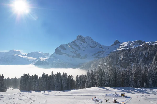Прекрасные Величественные Горы Браунвальд Швейцария — стоковое фото