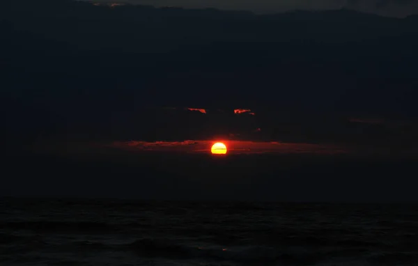 Solnedgång Över Havet — Stockfoto