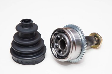 Arabalar için yedek parça. Topçu birliği. Beyaz arkaplan.