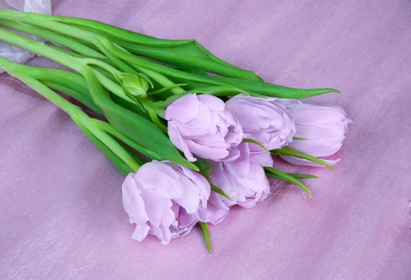 Lente Boeket Van Licht Paarse Tulpen Roze Achtergrond — Stockfoto