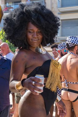 Lezbiyen, Eşcinsel, biseksüel ve transseksüel insanların sokaklarda Sitges, İspanya'nın 17 gururu. Haziran, 2018