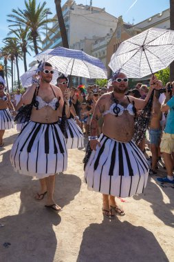 Lezbiyen, Eşcinsel, biseksüel ve transseksüel insanların sokaklarda Sitges, İspanya'nın 17 gururu. Haziran, 2018