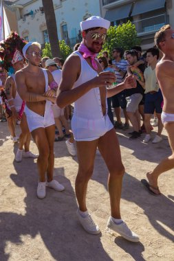 Lezbiyen, Eşcinsel, biseksüel ve transseksüel insanların sokaklarda Sitges, İspanya'nın 17 gururu. Haziran, 2018