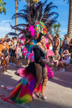 Lezbiyen, Eşcinsel, biseksüel ve transseksüel insanların sokaklarda Sitges, İspanya'nın 17 gururu. Haziran, 2018