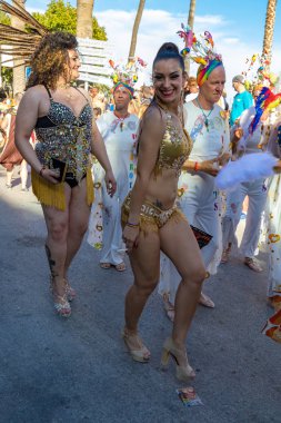 Lezbiyen, Eşcinsel, biseksüel ve transseksüel insanların sokaklarda Sitges, İspanya'nın 17 gururu. Haziran, 2018