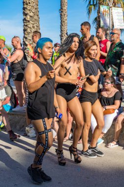 Lezbiyen, Eşcinsel, biseksüel ve transseksüel insanların sokaklarda Sitges, İspanya'nın 17 gururu. Haziran, 2018