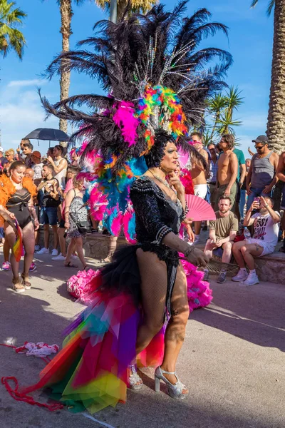 Lezbiyen, Eşcinsel, biseksüel ve transseksüel insanların sokaklarda Sitges, İspanya'nın 17 gururu. Haziran, 2018