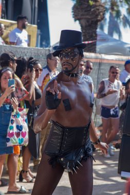 Lezbiyen, Eşcinsel, biseksüel ve transseksüel insanların sokaklarda Sitges, İspanya'nın 17 gururu. Haziran, 2018