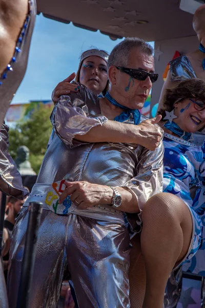 Lezbiyen, Eşcinsel, biseksüel ve transseksüel insanların sokaklarda Sitges, İspanya'nın 17 gururu. Haziran, 2018