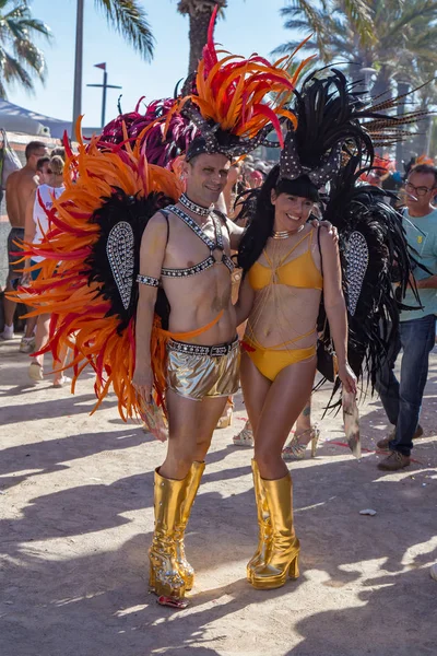 Lezbiyen, Eşcinsel, biseksüel ve transseksüel insanların sokaklarda Sitges, İspanya'nın 17 gururu. Haziran, 2018