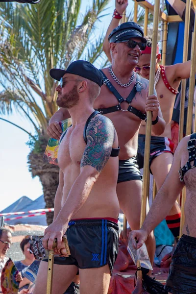 Lezbiyen, Eşcinsel, biseksüel ve transseksüel insanların sokaklarda Sitges, İspanya'nın 17 gururu. Haziran, 2018