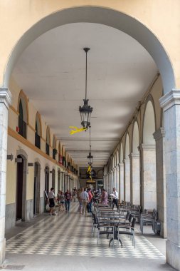 Bir İspanyol kasabasında Gerona güzel ark. 29. 05. 2018 İspanya