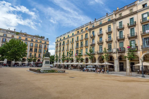 Ładne Głównego Placu Hiszpańskim Mieście Gerona 2018 Hiszpania — Zdjęcie stockowe