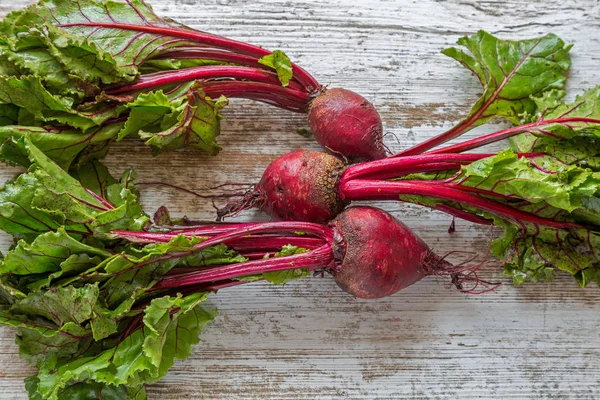 Young Red Beetroot Rustic Plank — Stock Photo, Image