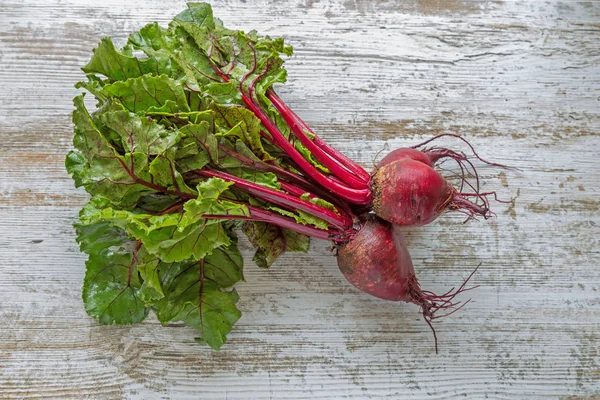Young Red Beetroot Rustic Plank — Stock Photo, Image