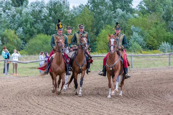 Tradiční Maďarské Husaři Festivalu Malé Vesnici Vonyarcvashegy Maďarsko 2016 — Stock fotografie