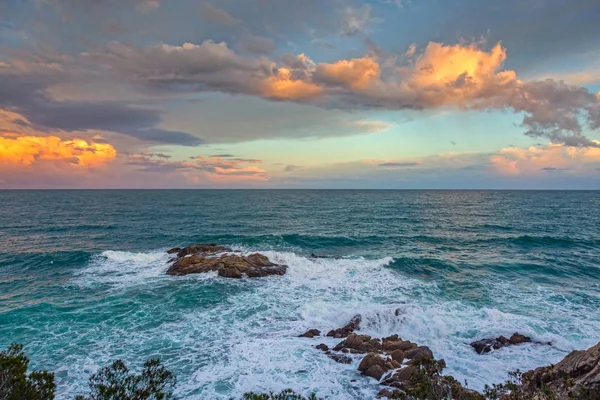 Bela Luz Pôr Sol Sobre Oceano Espanhol — Fotografia de Stock