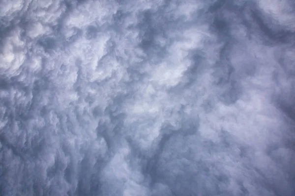 Dunkler Wolkenhintergrund Vor Einem Sturm — Stockfoto