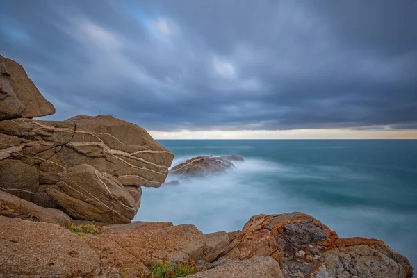 Bonita Foto Larga Exposición Una Costa Española Costa Brava Cerca — Foto de Stock