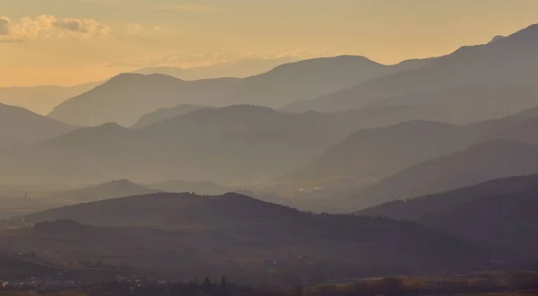 Красиві Гірські Силует Іспанії Поблизу Селища Alp — стокове фото