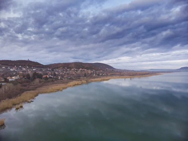 ハンガリーのバラトン湖の素敵な雲 — ストック写真