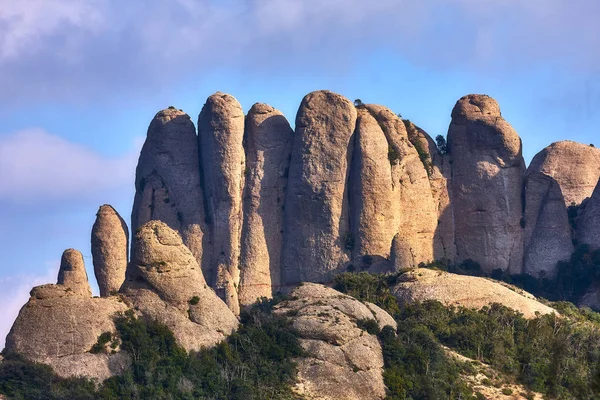 Hory Montserratu Španělském Katalánsku Slunečného Dne Velmi Zajímavé Tvarové Kameny — Stock fotografie