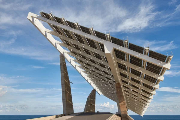 Großes Solarpanel Barcelona Von Spanien Der Nähe Des Viertels Poblenou — Stockfoto