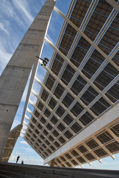 Gran Panel Solar Barcelona Cerca Del Barrio Poblenou — Foto de Stock