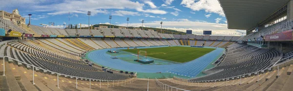 Barcelona İspanya ünlü Olimpiyat Stadyumu. — Stok fotoğraf