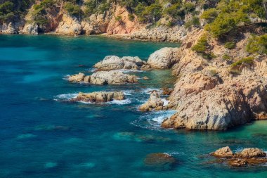 Hava manzara resmi gelen İspanyol Costa Brava şehrin Palamos güneşli bir günde